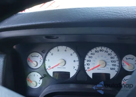 2004 Dodge Ram 1500 Slt/Laramie z USA, uszkodzony, nr VIN 1D7HA18D44S758159